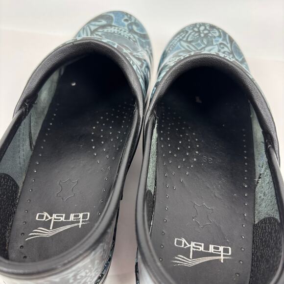Dansko Professional Clogs 39 / 8.5 - 9 Denim Floral Patent Leather Nursing Shoes - Picture 6 of 12